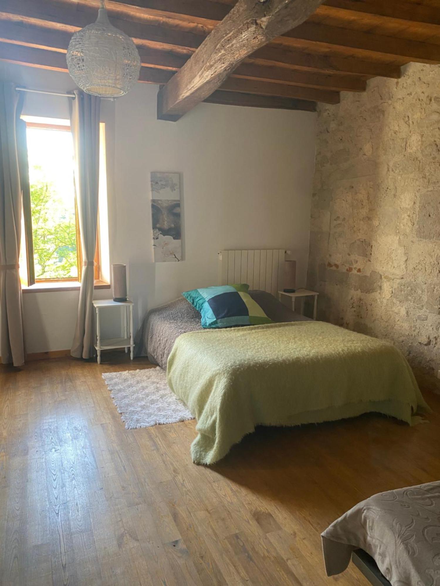 Chez Sophie -chambres D’hôtes, Et équestre Alojamento de Acomodação e Pequeno-almoço